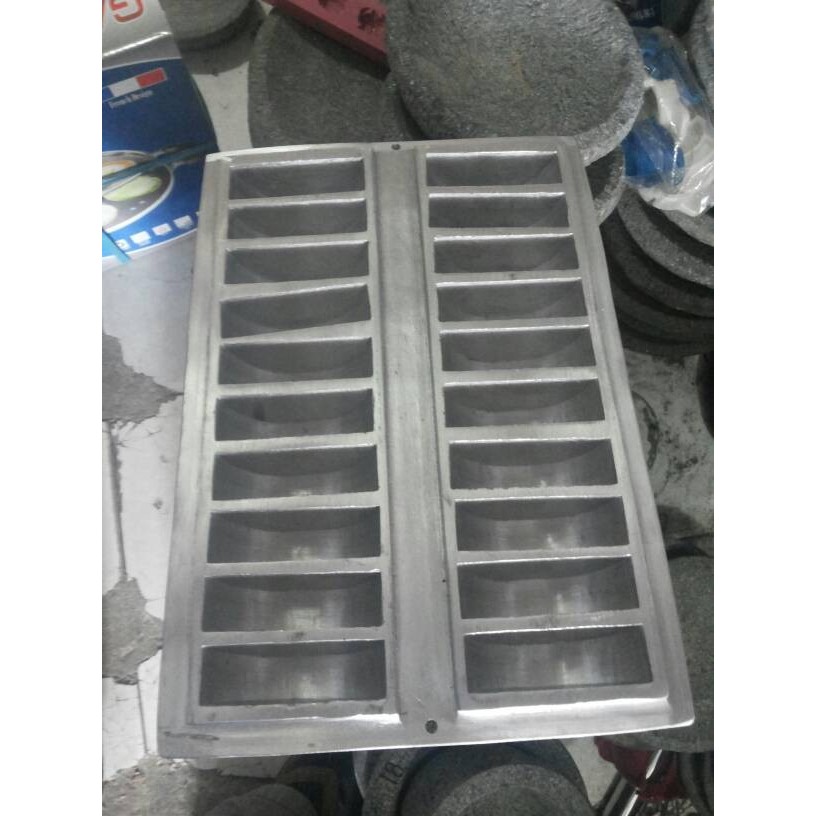 

READY CETAKAN KUE PANCONG ISI 20 TEBAL PLUS TUTUP!