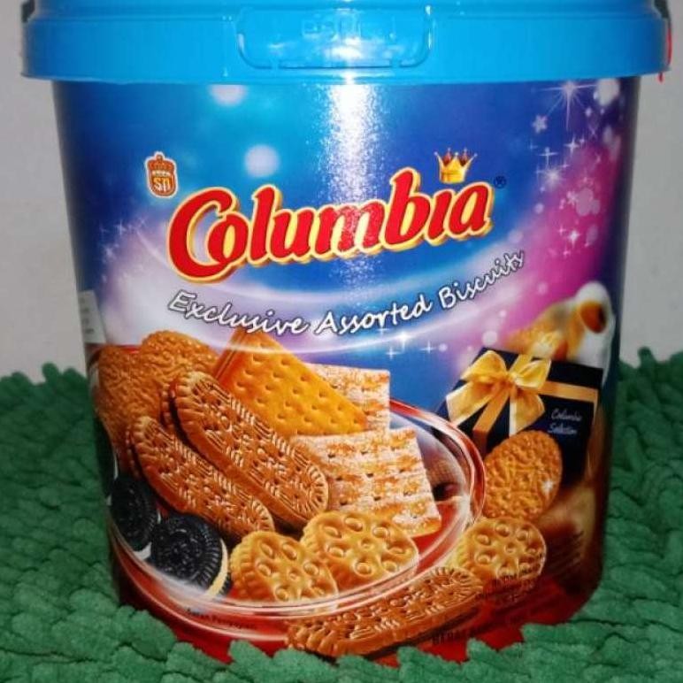 

COLUMBIA ASSORTED / BLACK COOKIES EMBER/ KUE LEBARAN MURAH