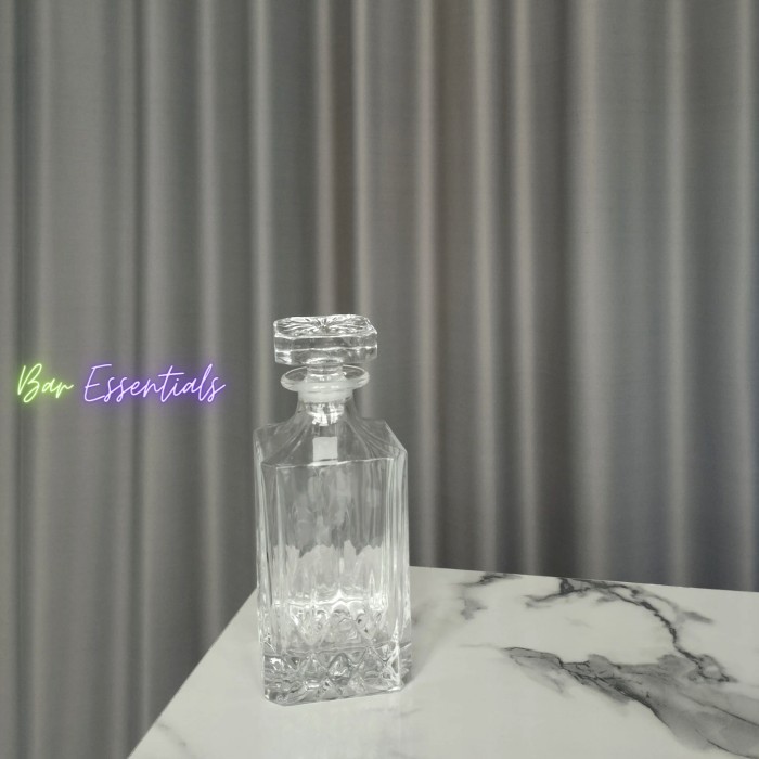 Kristal Decanters Serigala Terakhir Balabadik Naga Hitam 750 ml