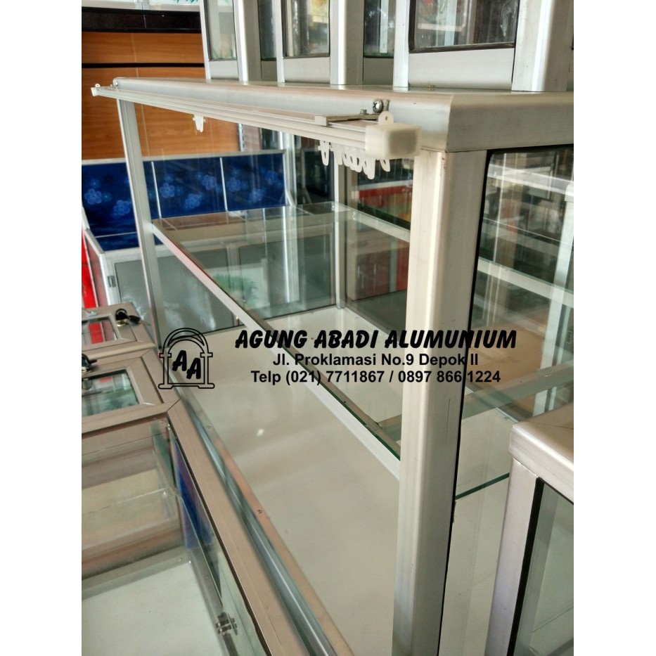 ETALASE KACA MAKANAN HORDENG