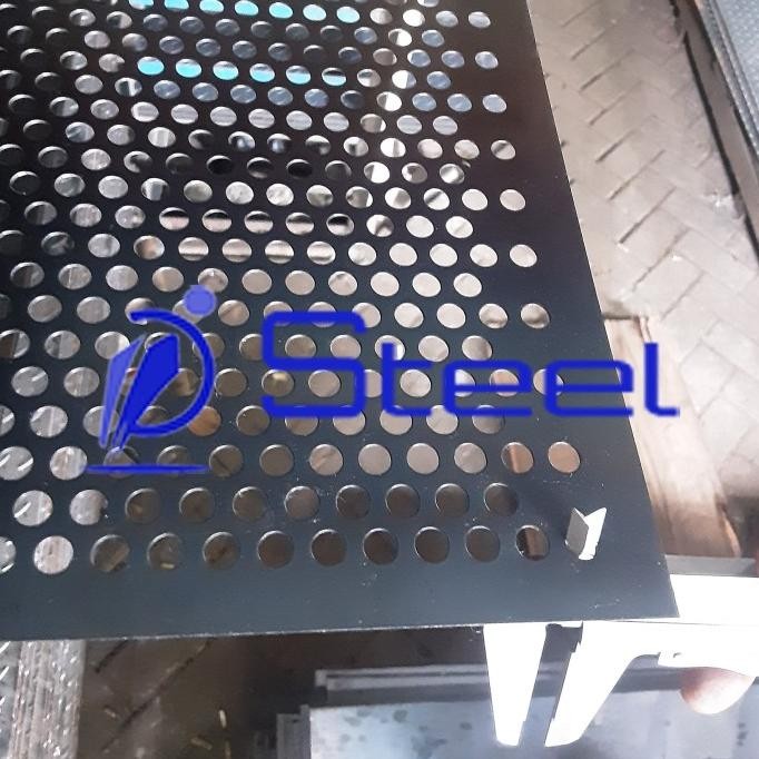 Plat Lubang Besi 1.2mm x 1.2M x 2.4M | Perforated Sheet 1,2mm