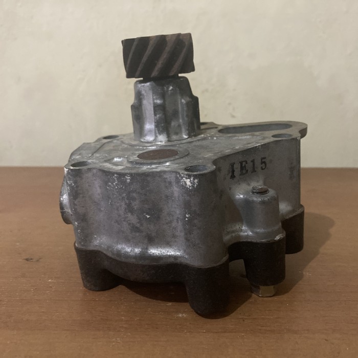 Oil Pump Pompa Oli Truk Fuso Tua Gawir T653 MITSUBISHI GENUINE Japan