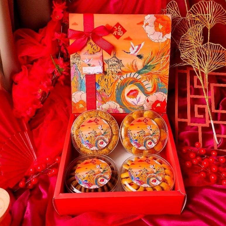 

PROMO READY Hampers Imlek & Cap Go Meh Premium Kue Kering - FREE PAPERBAG & CARD | Hampers Chinese New Year - Parsel Sincia CNY Bisa Pilih Nastar, Kue Keranjang , Kastengel, Coklat Mede, Lidah Kucing se-34