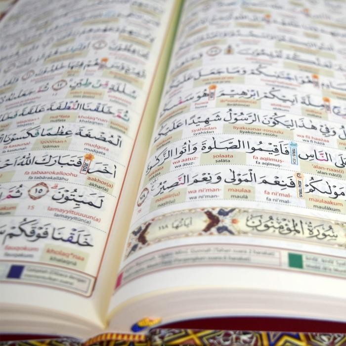 

Al Quran Belajar Al Madrasah Duo Latin A4 Alquran