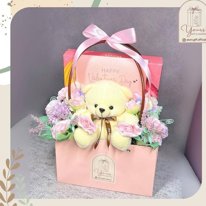 

BISA COD hadiah coklat valentine hampers kado gift coklat valentine wisuda sm-150