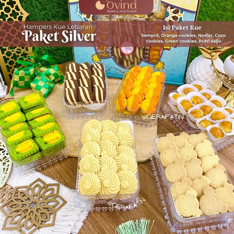 

ORIGINAL GERAIFATIN!! PAKET PARCEL KUE LEBARAN IDUL FITRI OVINA PAKET SILVER BEST SELLER DIBUAT TAHUN 2025 Aza-125