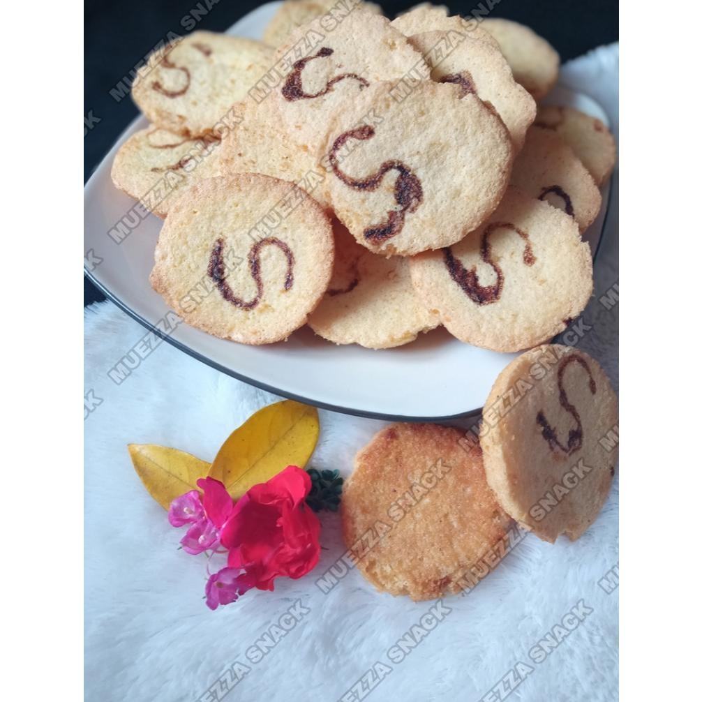 

Kue Kering / Bolu Isi 1 Kg Kiloan Murah / Makanan / Cemilan Bayar Di Tempat