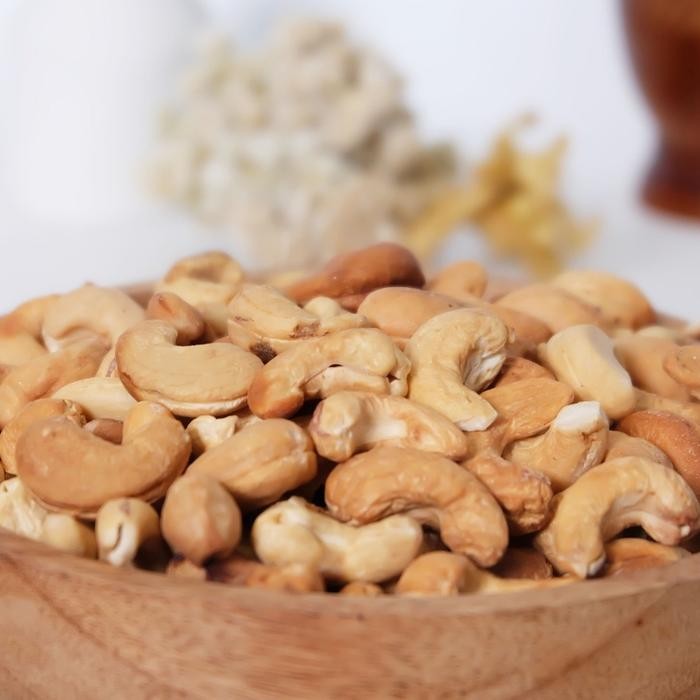 

Viral Kacang Mede Roasted Super 1 Kg - Food, Snack, Mete Cod