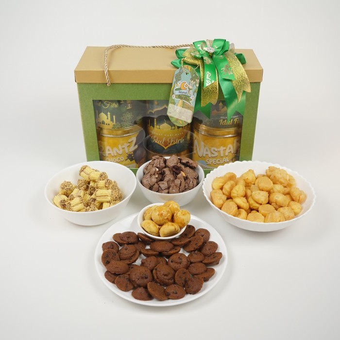 

Paket Minal Aidin - Hampers Parcel Bingkisan Lebaran Kue Kering Nastar