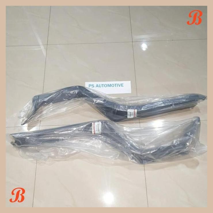 [PSA] LIST SPAKBOR SCUFF PLATE MITSUBISHI CANTER LH/RH MK405205/6 ORIGINAL