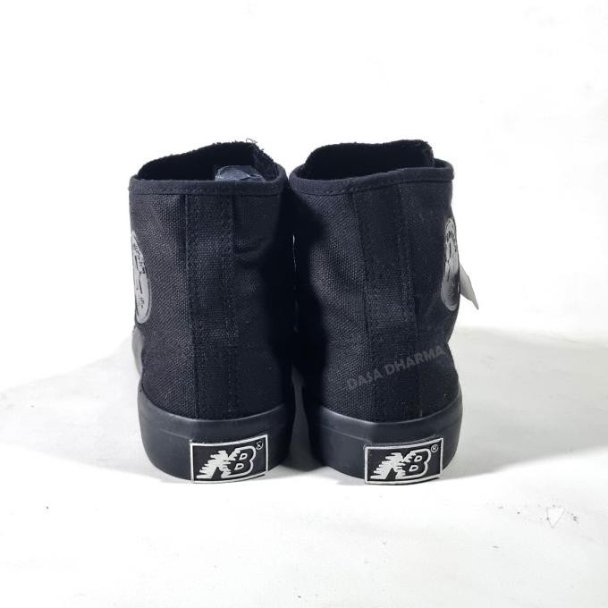 Sepatu Mb Basket Sekolah Sd Smp Sma Tinggi Sneakers Hitam Polos Ukuran 33-42 Terlaris