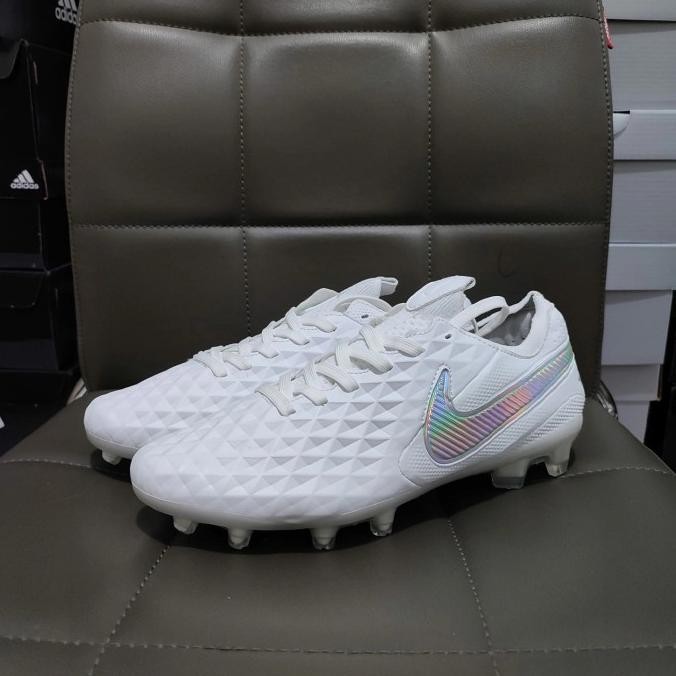 Sepatu Bola Nike Tiempo Legend 8 Elite Full White Fg - Sepatu Soccer Terlaris