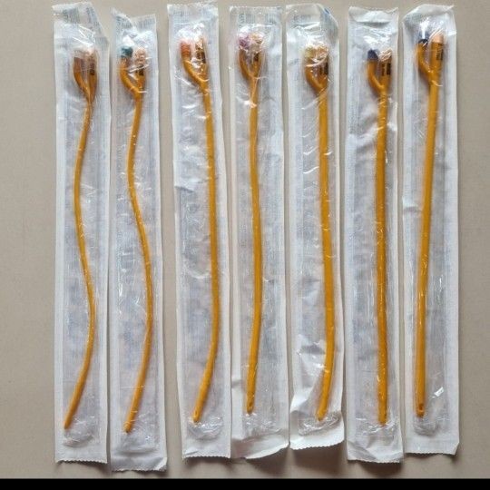 FOLEY CATHETER 12
2 WAY-Mengeluarkan urine dari kandung kemih