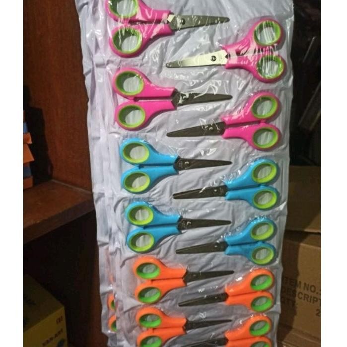 

New Arrival 12 Pcs Gunting Kecil Renteng Berwarna Warni