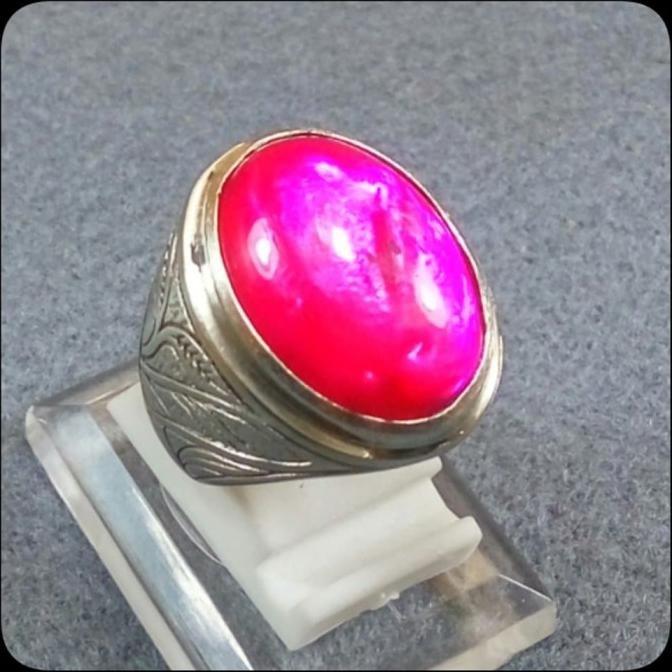 BATU CINCIN FOSIL KERANG MUTIARA RED RUBY