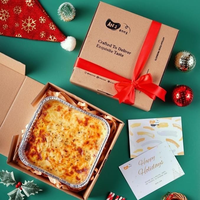 

Ramadhan Hampers Baked Spaghetti Brulee / Bechamel Sauce / bruule & Beef Bolognese / Bolognaise . Parsel Lebaran / Parcel Idul Fitri / ramadan hamper / gift puasa WLS