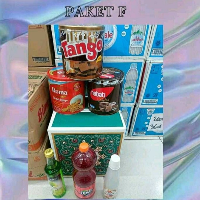 

Parcel Lebaran Kue Kaleng Paket F