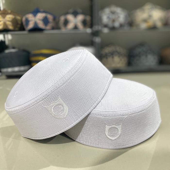 Peci Kopiah Putih Anak Dewasa Senada Malaysia Lokal / Peci Kopiah Haji Putih Polos Tebal Abu Hitam