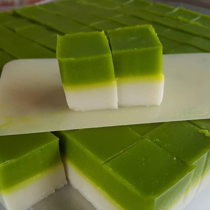 

New Sale Kue Talam / Talam Pandan / Kue Basah / Kue Lebaran / Kue Aceh Pengiriman Cepat