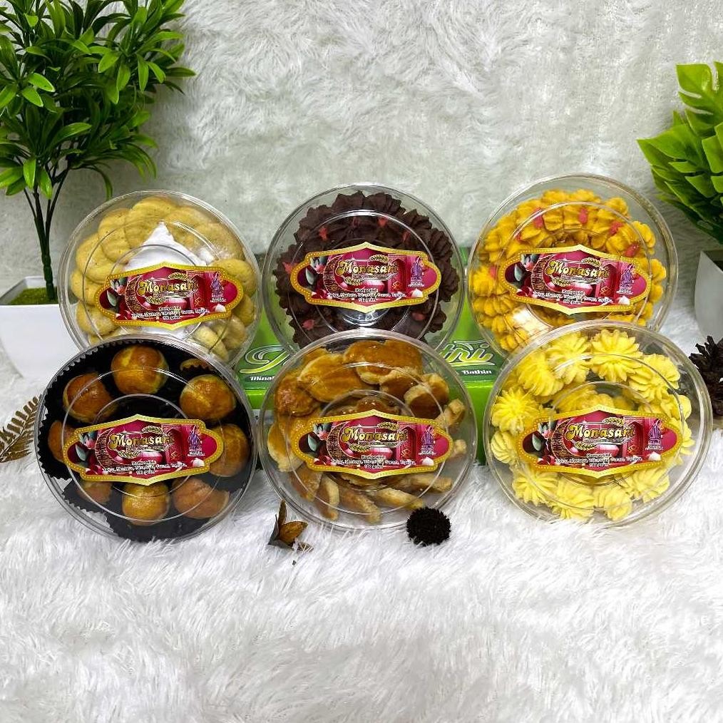 

dfg-88 PAKET KUE KERING LEBARAN IDUL FITRI PARCEL LEBARAN IDUL FITRI HAMPERS LEBARAN IDUL FITRI PARSEL THR NASTAR PUTRI SALJU KASTANGEL KACANG 4 Viral