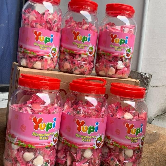 

terbaru !!! permen yupi 6 toples / 1 dus bubble gum makanan ready