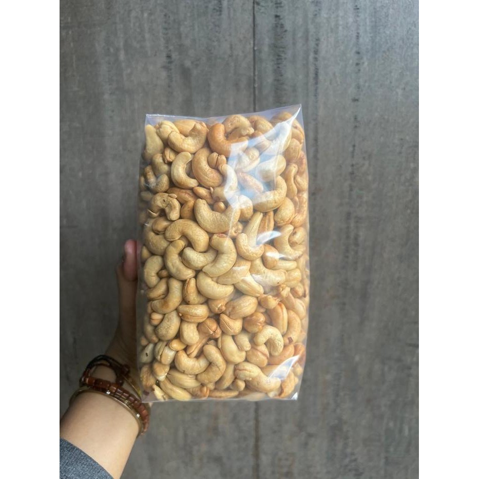 

terbaru !!! ( ori ) goreng kacang mede mete mateng 1 kg food snacks tanpa msg tanpa bumbu ready