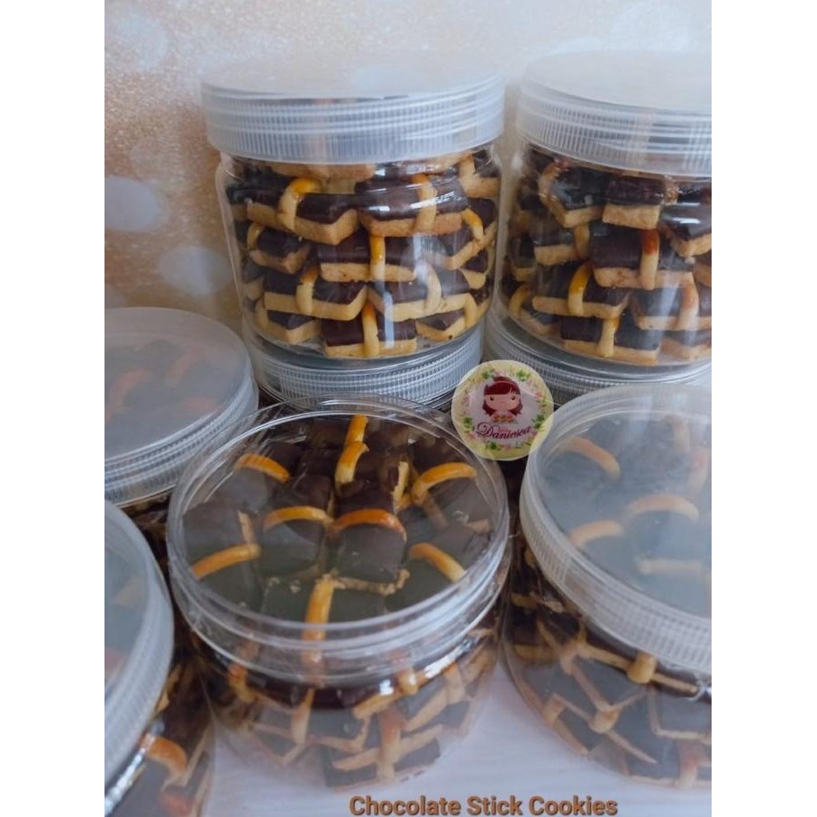 

Terlaris Aneka Kue Kering Klasik Classic Cookies Nastar Kastengel Sagu Keju Kemasan Tabung 400 Ml Pengiriman Cepat