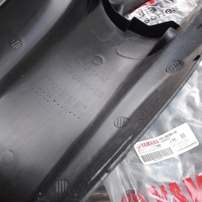 Cover Dek kunci Legshield tengah Jupiter Z 2003-2008 Original YGP Terlaris