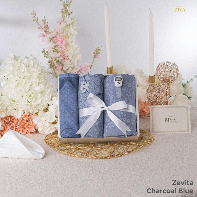 MUKENA DAN SAJADAH TAZBIYA X KEMISO SPECIAL GIFT/KADO/HAMPERS/HADIAH