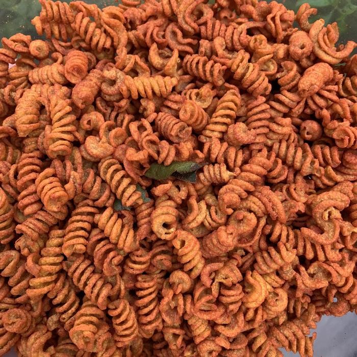 

PROMO SPECIAL Makaroni Spiral Balado Daun Jeruk Pedas Renyah BPOM - Camilan Cemilan Makanan Food
