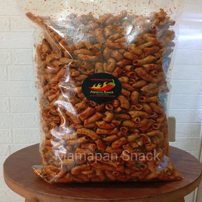 

SPECIAL Makaroni bantet cikruh pedas daun jeruk 500 gram Food Snacks