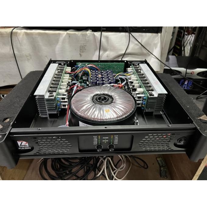 Pasline Pla 3000 - 2X1000 Watt @8 Ohm Power Amplifier New Stok