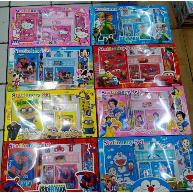 

diskon! 1 set perlengkapan princess / alat tulis karakter princess / sekolah