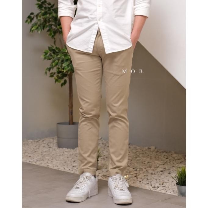 Grosir Celana Chino Banana Republic Tapered Rapid Movement Khaki Original