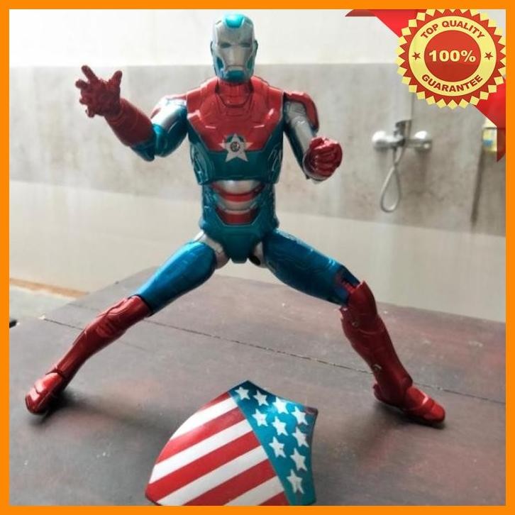 (ARR) ACTION FIGURE IRONMAN CAPTAIN AMERIKA
