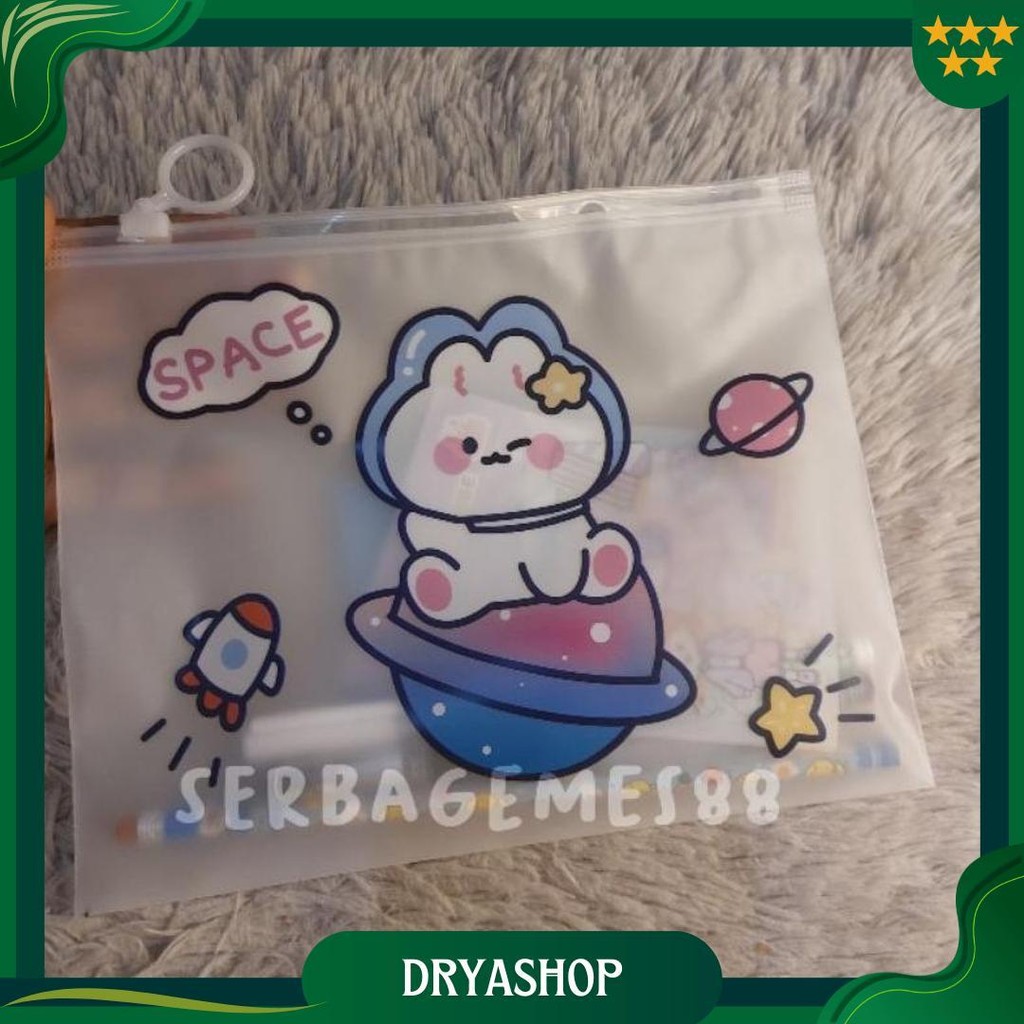 

Serbagemes88 - Set Alat Tulis Lengkap 10K / Gift Hampers Kado Hadiah Sekolah / Stationery Set / Souvenir Murah / Bingkisan Hantaran / Kado Unik Untuk Perempuan / Gift Box Ulang Tahun Cewek Cod