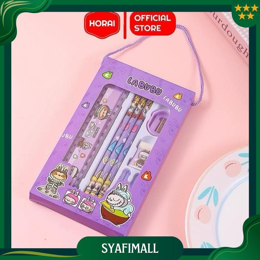 

Stationery Set Labubu Alat Tulis Pensil Penggaris Penghapus Sekolah Paket Kado Ultang Tahun Anak Ori