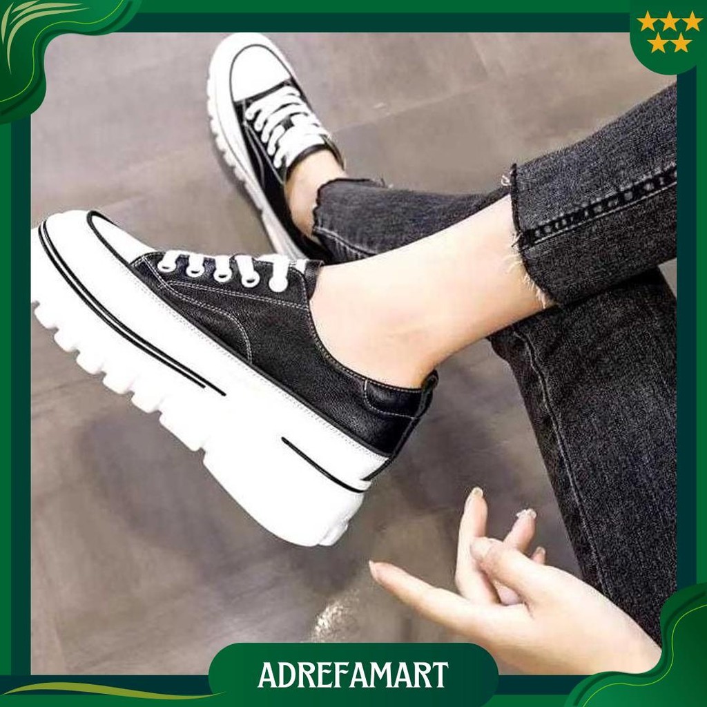 Sepatu Wanita Canvas Bertali Fashion Import Korea Sepatu Sneakers Wanita Hak Tinggi Sepatu Sekolah O