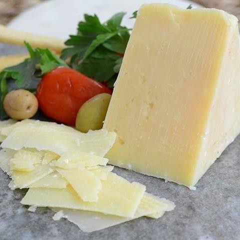 

PECORINO ROMANO DOP ITALIAN SHEEP MILK CHEESE KEJU DOMBA ITALIA ORIGINAL DAN TERPERCAYA