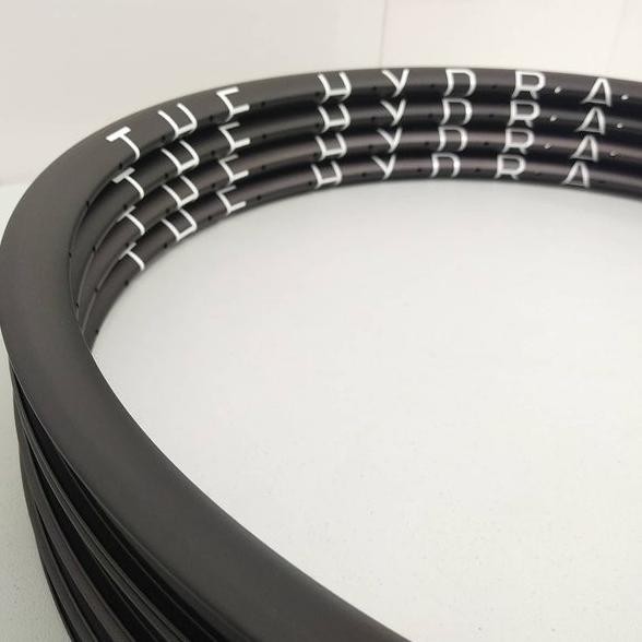 ready  H PLUS SON THE HYDRA 32H BLACK RIMS murah