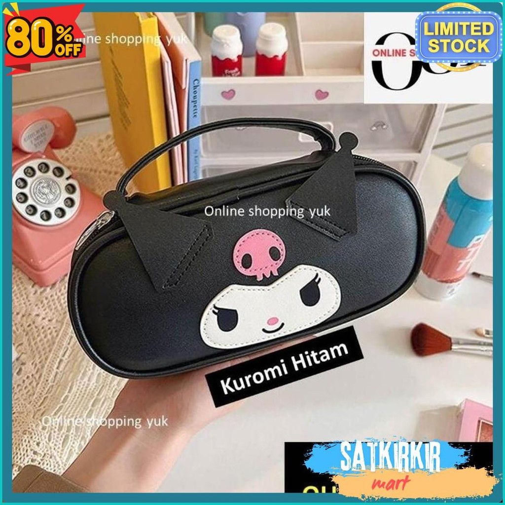

Tempat Pensil Sanrio , Kotak Pensil Kuromi , Tas Kosmetik , Pouch , Motif Kuromi / Cinnamoroll / My Melody , Import Premium. Online Shopping Yuk. Kapasitas Besar. Bahan Kulit , Kuat & Sangat Cantik Exclusive. Terlaris! Produk Ini Banyak Dicari