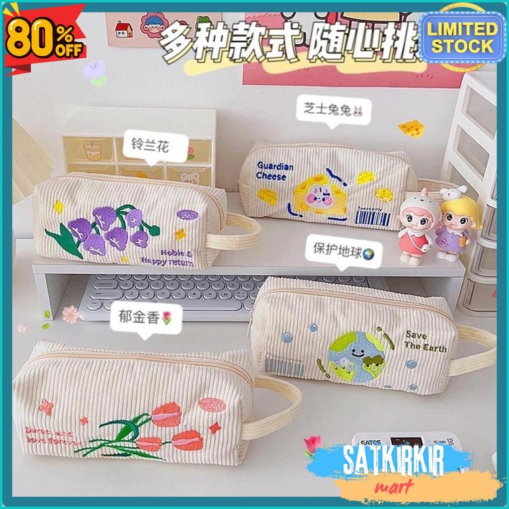 

Kensho Pouch Aesthetic Kain Corduroy Handle Lucu Import / Kotak Pensil Kain / Tempat Makeup / Cute Terlengkap Dan Termurah