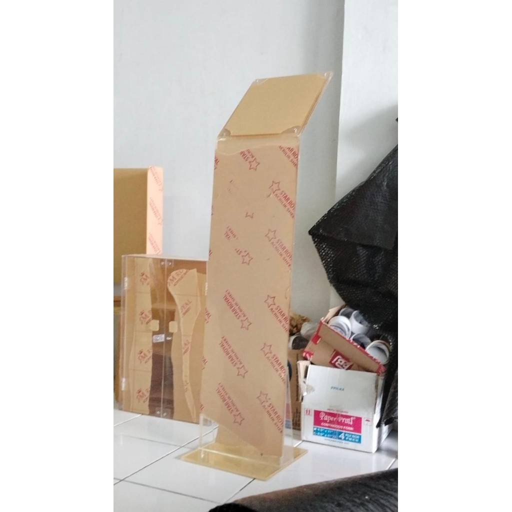 

TERBARU - AKRILIK FRAME STANDING BROSUR / ACRYLIC TRANSPARAN Free Custom Logo