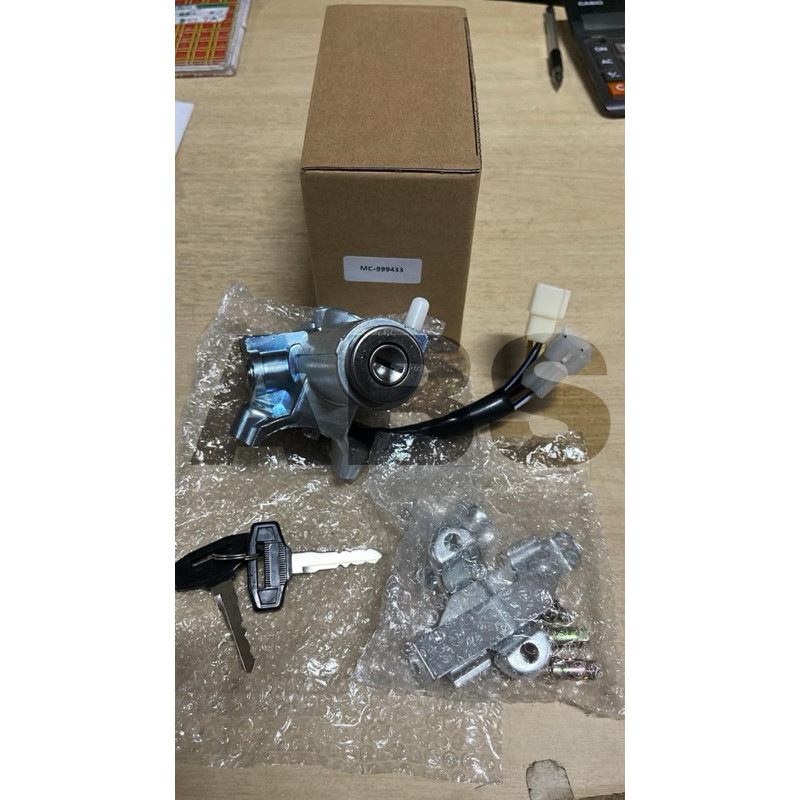 KUNCI KONTAK ASSY FUSO PS190