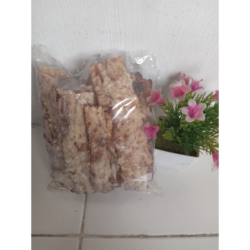 

pisang sale renyah manis dan enak 250gram