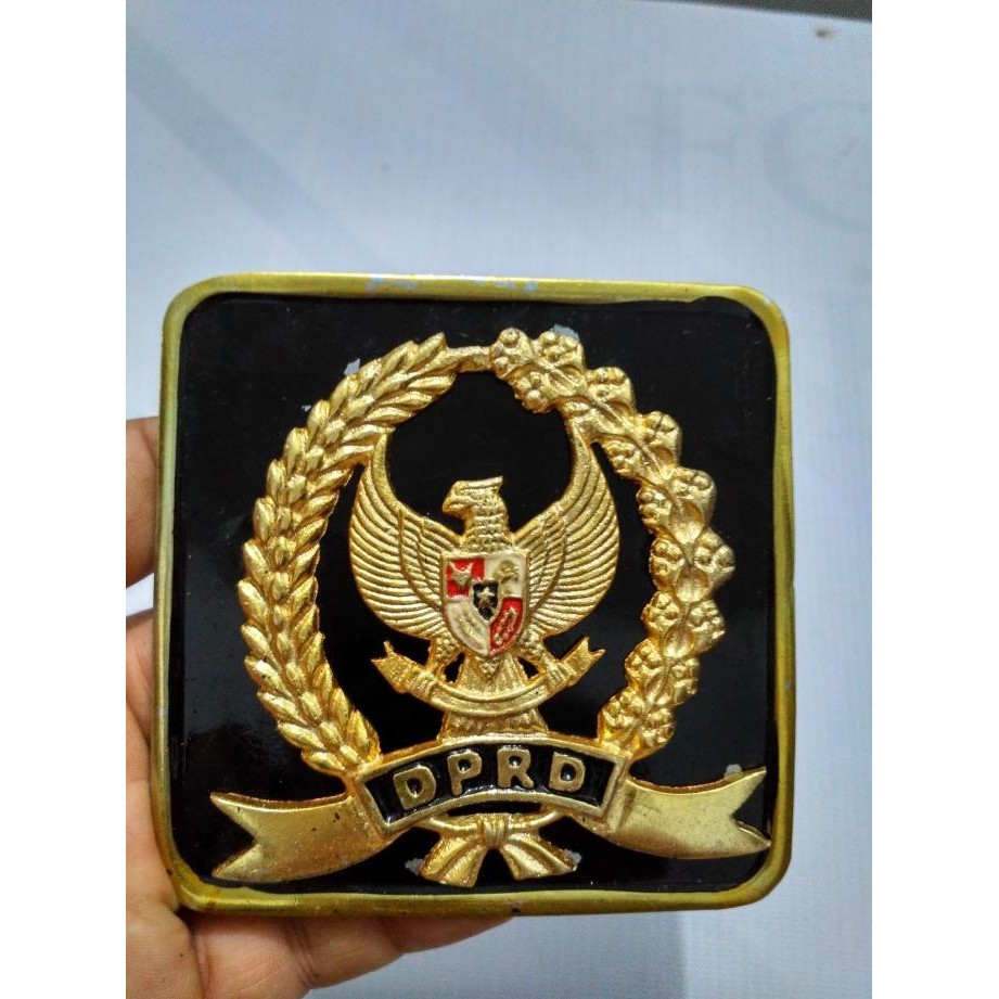 peneng plat DPRD / emblem plat mobil