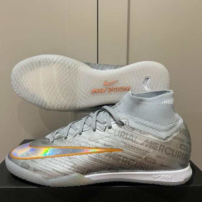 Sepatu Futsal Nike Zoom Mercurial Superfly 9 Elite XXV Metallic Silver