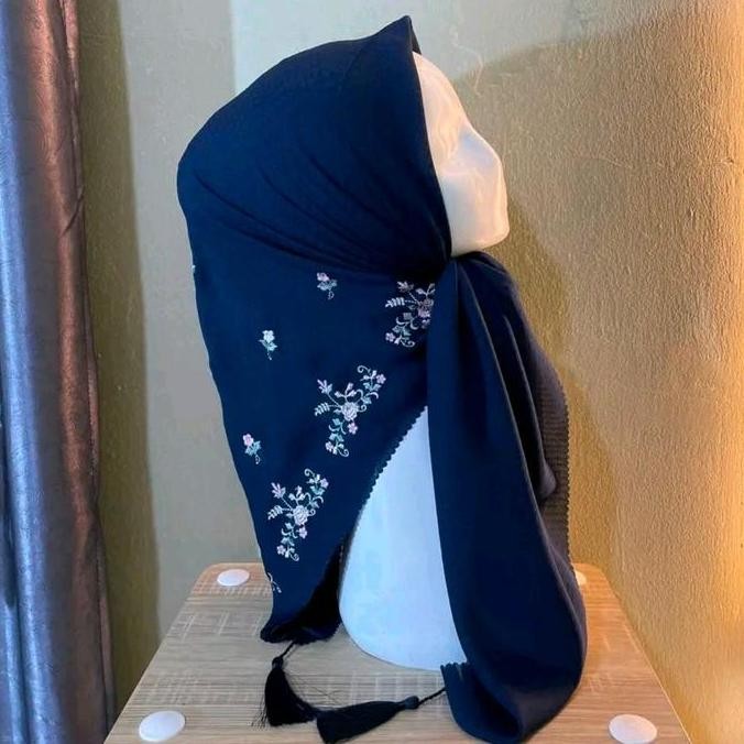 Murah Jilbab Segi Empat Motif Bordir Butik Bunga Sakura
