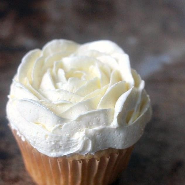 

MILK BUTTERCREAM 500 GRAM - WARNA PUTIH - HALAL MUI murah