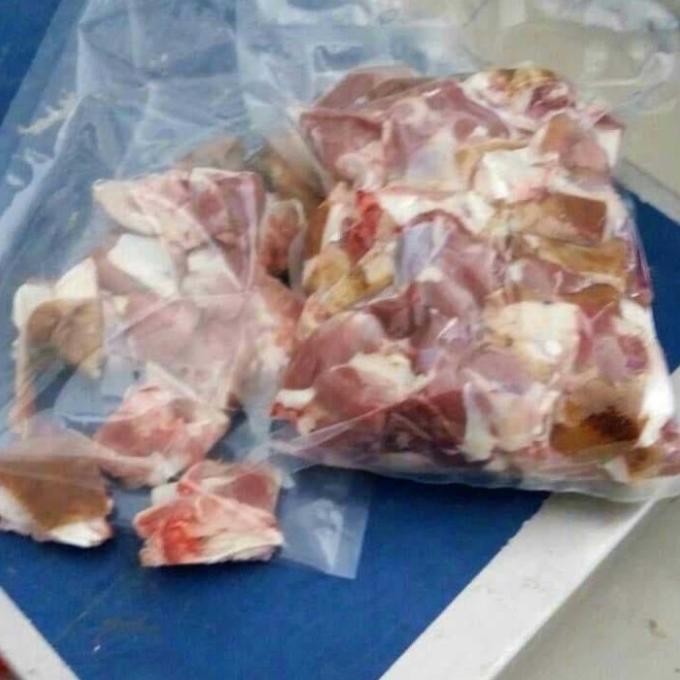 

Sale Cukiok /Potongan Kaki Babi (Kg)